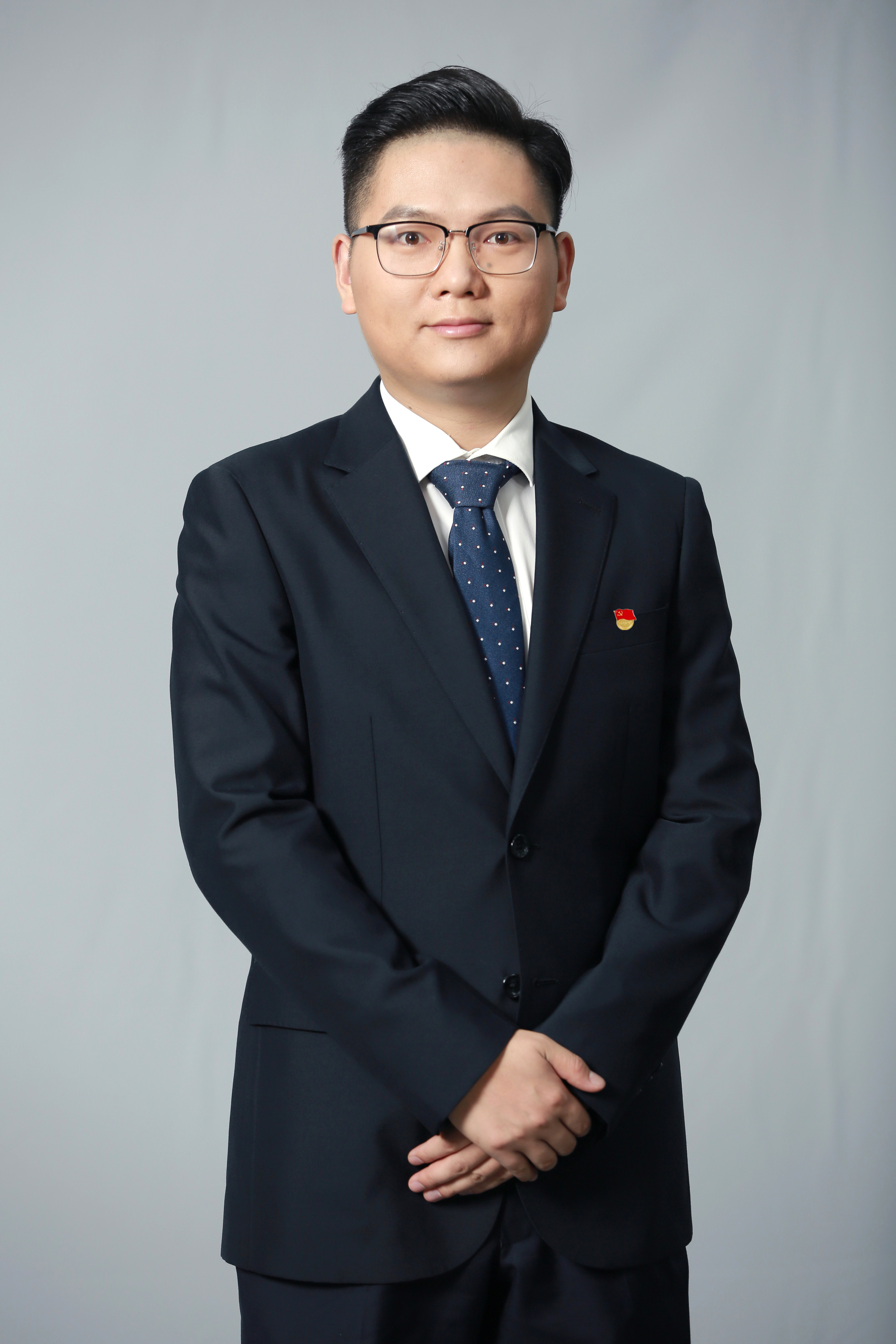 张  杰